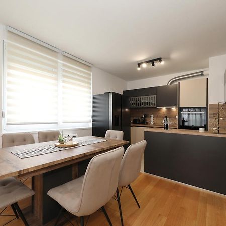 Apartman Maresa Zadar Buitenkant foto