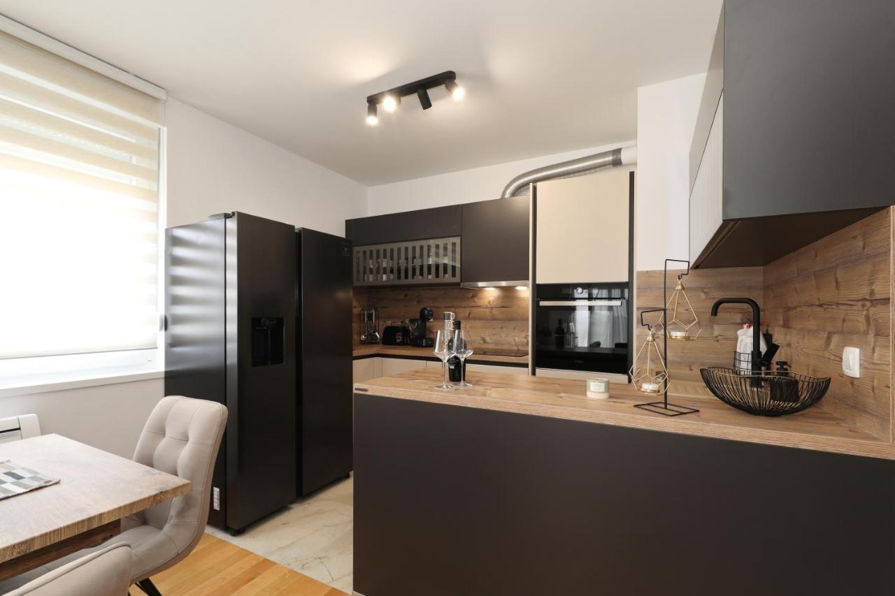 Apartman Maresa Zadar Buitenkant foto