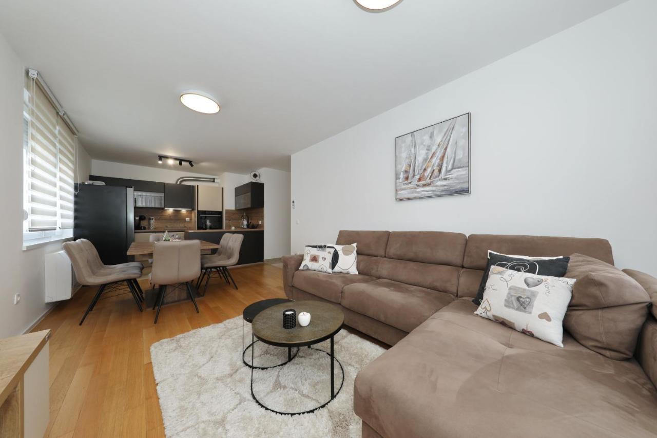 Apartman Maresa Zadar Buitenkant foto