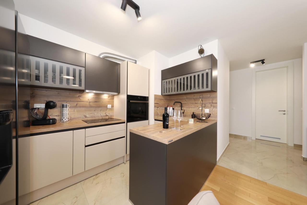 Apartman Maresa Zadar Buitenkant foto
